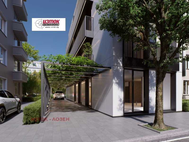 Продава  2-стаен град София , Център , 81 кв.м | 62752840