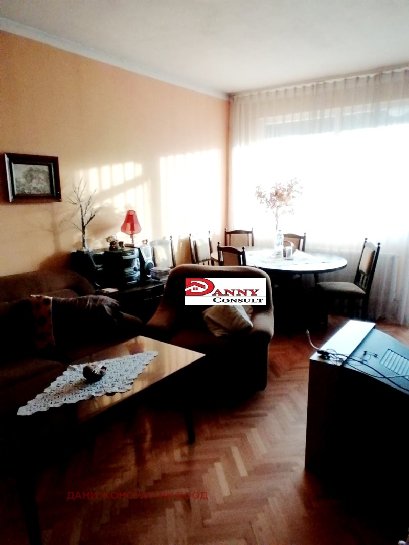 Продава МНОГОСТАЕН, гр. Лясковец, област Велико Търново, снимка 8 - Aпартаменти - 42510708