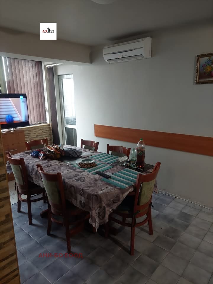 Продава КЪЩА, гр. Варна, Колхозен пазар, снимка 1 - Къщи - 49314681