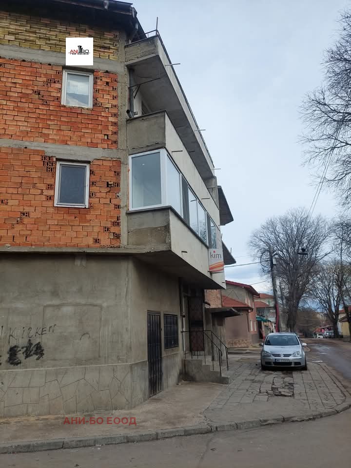 Продава КЪЩА, гр. Варна, Колхозен пазар, снимка 14 - Къщи - 49314681