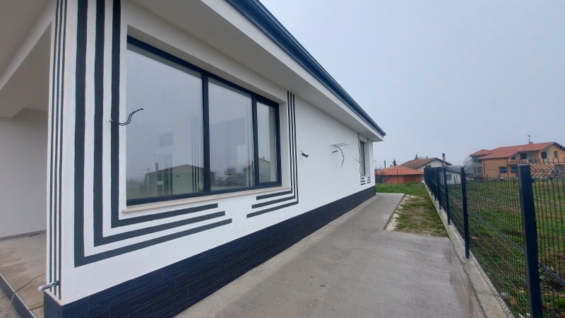 Продава КЪЩА, с. Стамболово, област Хасково, снимка 3 - Къщи - 53508252