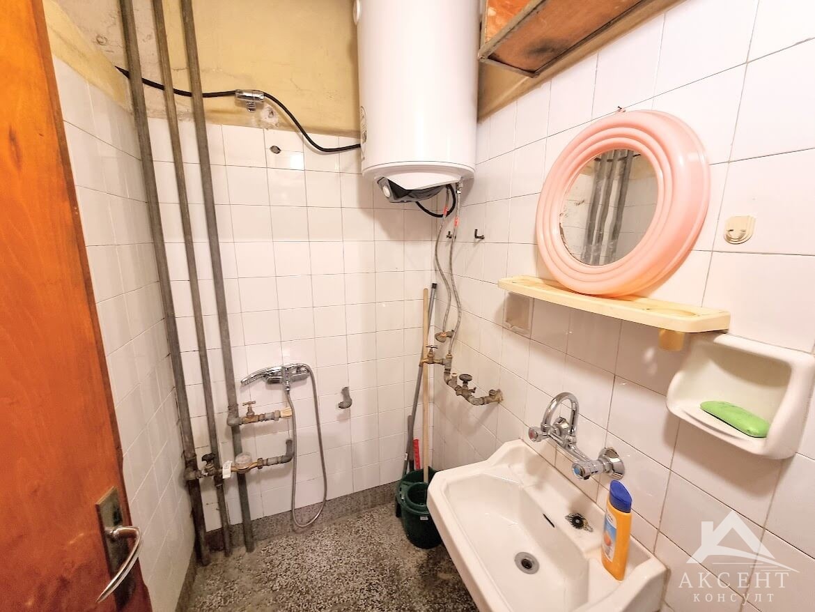Продава 4-СТАЕН, гр. Перник, Център, снимка 12 - Апартаменти - 55012686