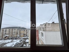 2 slaapkamers Iztok, Pernik 8