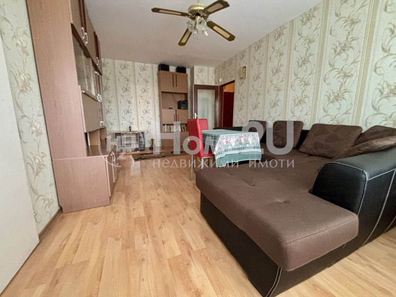 Продава  3-стаен град Перник , Изток , 71 кв.м | 88257155 - изображение [4]