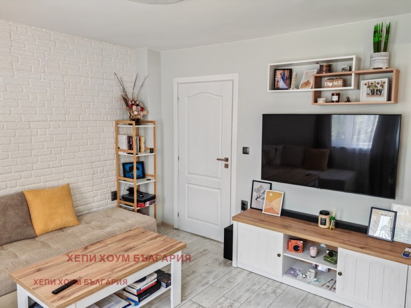 Eladó  2 hálószobás Ruse , Sirok centar , 108 négyzetméter | 85207198 - kép [2]
