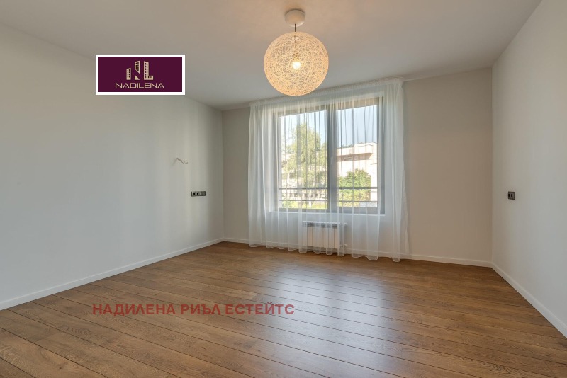 Продава 4-СТАЕН, гр. София, Изгрев, снимка 7 - Aпартаменти - 47097123