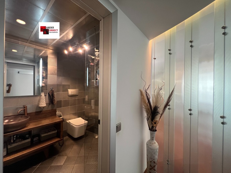 Продава  4-стаен град София , Лозенец , 275 кв.м | 10405412 - изображение [11]