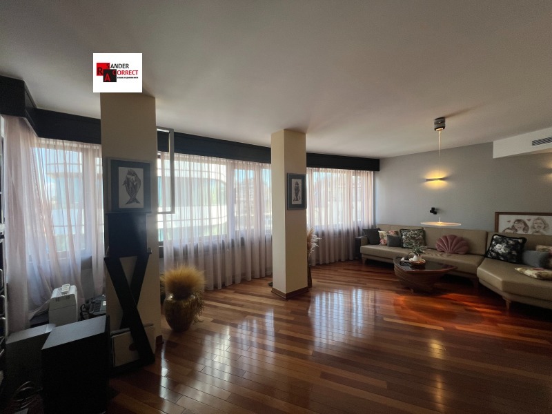 Продава  4-стаен град София , Лозенец , 275 кв.м | 10405412 - изображение [8]