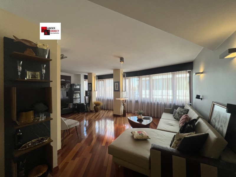 Продава  4-стаен град София , Лозенец , 275 кв.м | 10405412 - изображение [14]