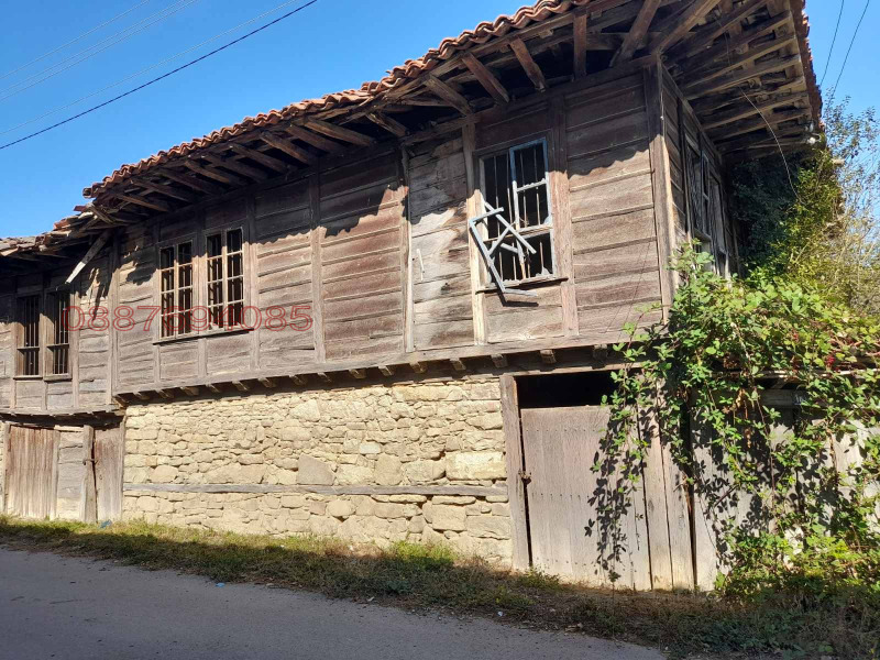 Продава КЪЩА, с. Тича, област Сливен, снимка 2 - Къщи - 52782107