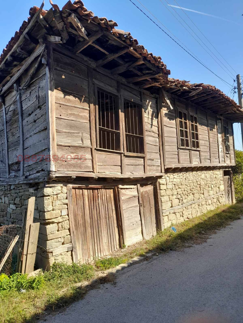 Продава КЪЩА, с. Тича, област Сливен, снимка 3 - Къщи - 52782107