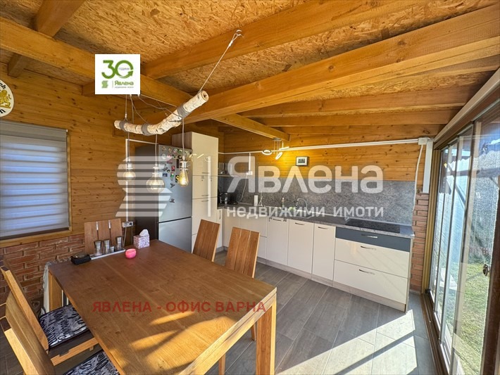 Продава КЪЩА, с. Близнаци, област Варна, снимка 15 - Къщи - 48106464