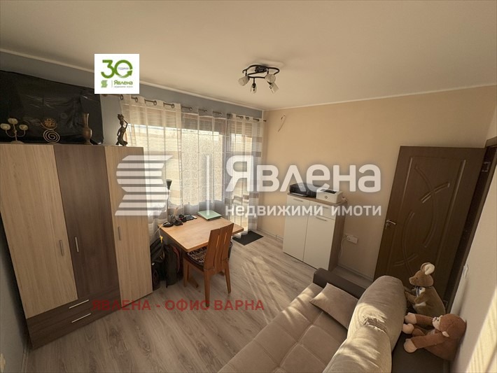 Продава КЪЩА, с. Близнаци, област Варна, снимка 13 - Къщи - 48106464