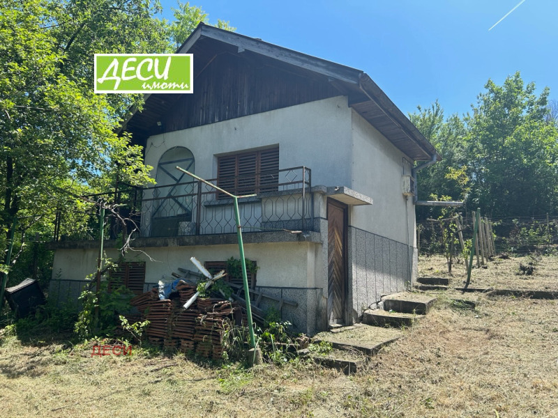 Продава ВИЛА в град Русе, в.з. Касева Чешма - 16 кв.м / 31 000 € » 60 630.73 лв., ДЕСИ