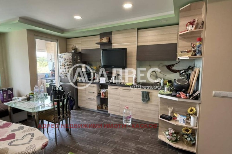 На продаж  2 спальні Хасково , Бадема , 83 кв.м | 28760377