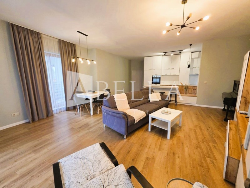 Продава 3-СТАЕН, гр. София, Изток, снимка 3 - Апартаменти - 52574508