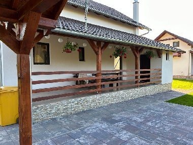 Продава КЪЩА, гр. Априлци, област Ловеч, снимка 4 - Къщи - 55276657