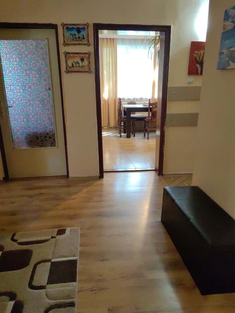 Til salgs  Husetasje Plovdiv , Vastanisjeski , 107 kvm | 64170947 - bilde [6]