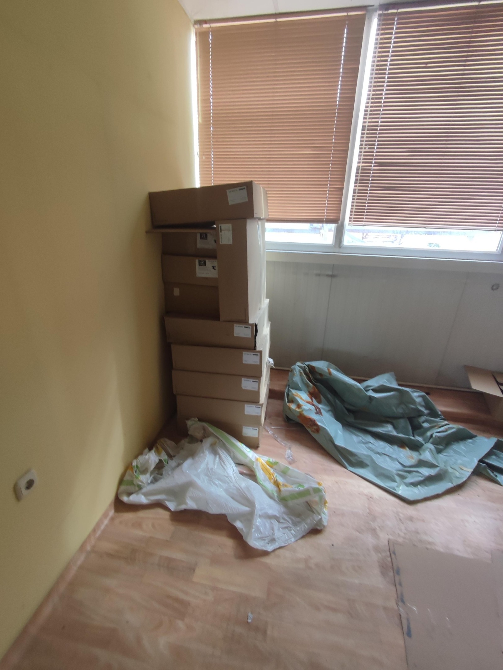 Продава ПРОМ. ПОМЕЩЕНИЕ, гр. Асеновград, област Пловдив, снимка 10 - Производствени сгради - 55170962