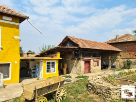 Casa Patresh, regione Veliko Tarnovo 12