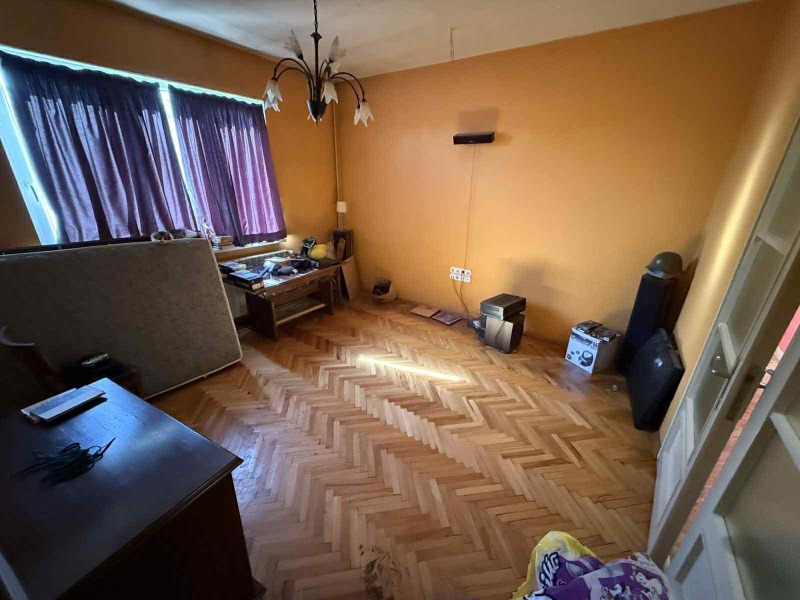 Til salg  1 soveværelse Sofia , Lagera , 77 kvm | 89147219 - billede [5]