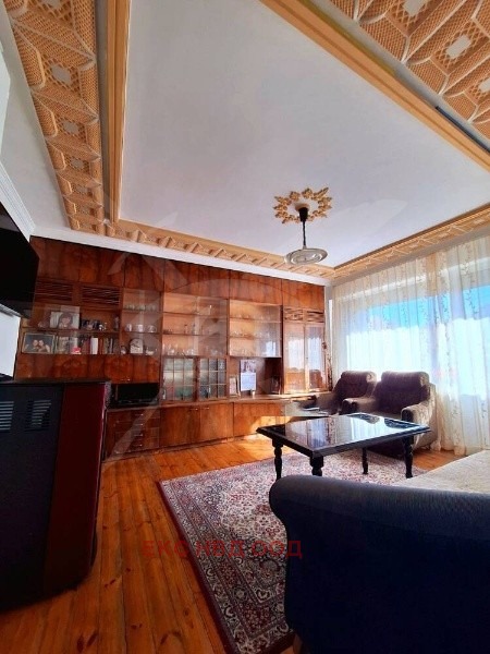 Na prodej  Podlaha domu oblast Plovdiv , Markovo , 125 m2 | 58910430