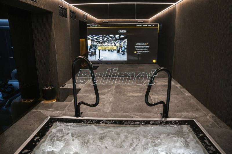 Продава СПА/СОЛАРНО СТУДИО в град Варна, Гръцка махала - 102 кв.м / 245 900 € » 480 938.60 лв., БУЛ ИМОТ