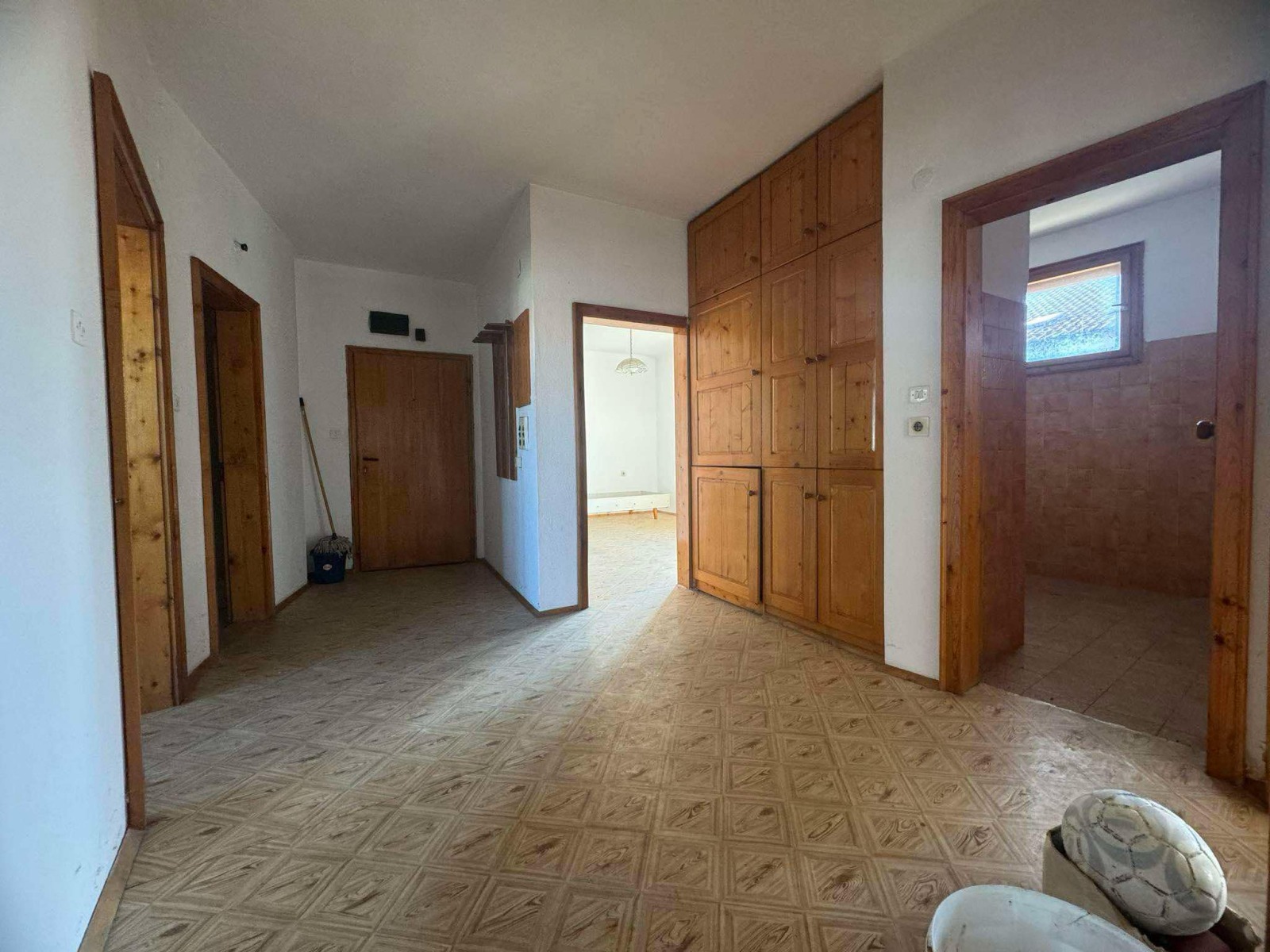 Продава ЕТАЖ ОТ КЪЩА | Imot.bg — изображение 6