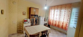 Продажба на тристайни апартаменти в град Сливен - изображение 3 