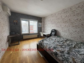 3 slaapkamers Bakston, Sofia 5