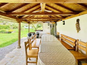 Hus Gumoshtnik, region Lovech 16
