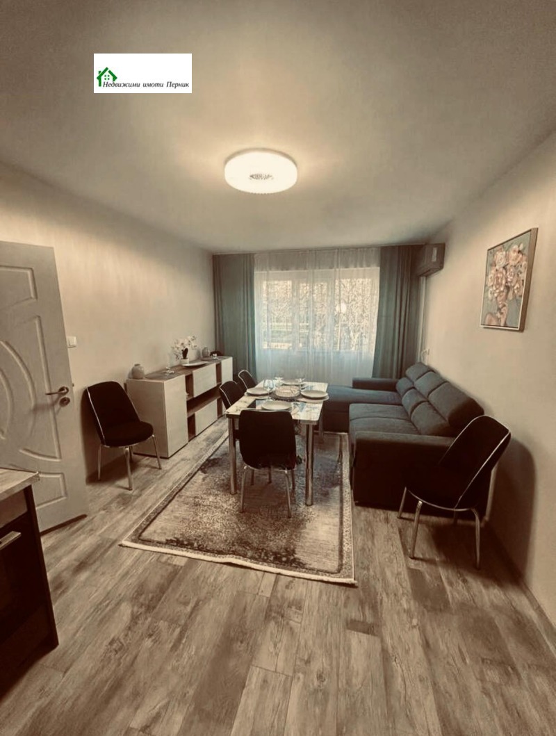 Продава 2-СТАЕН, гр. Перник, Изток, снимка 4 - Апартаменти - 52703266