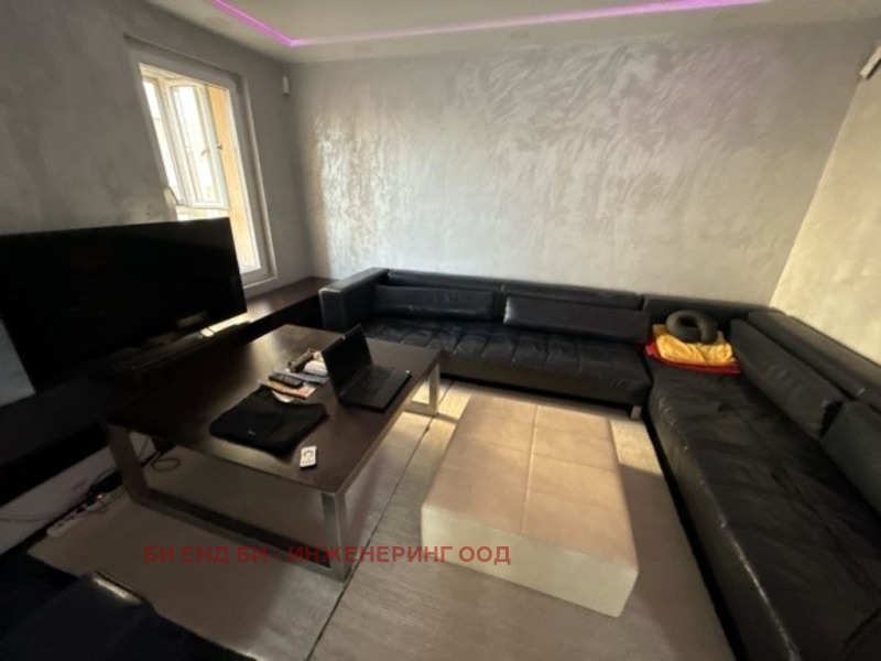 De vânzare  3 dormitoare Sofia , Bâcston , 180 mp | 30915912 - imagine [9]