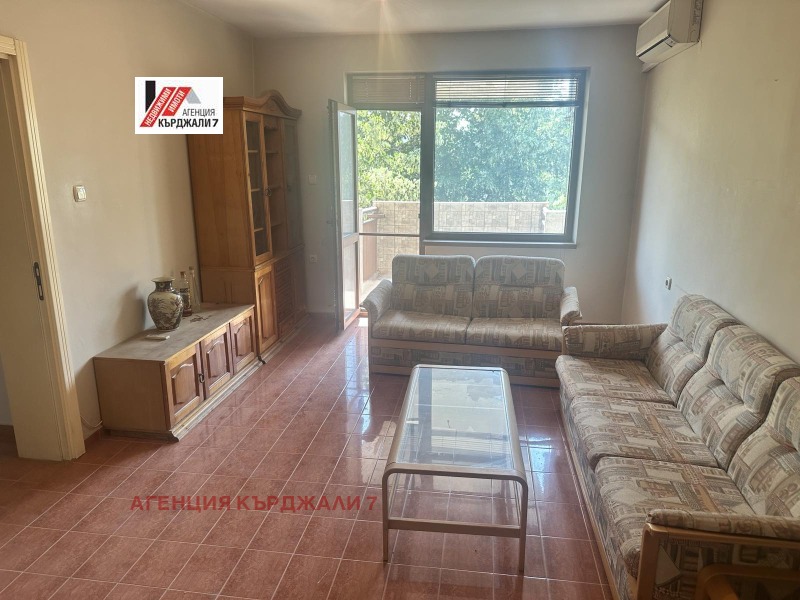 Продава 4-СТАЕН, гр. Кърджали, Център, снимка 5 - Апартаменти - 52693115