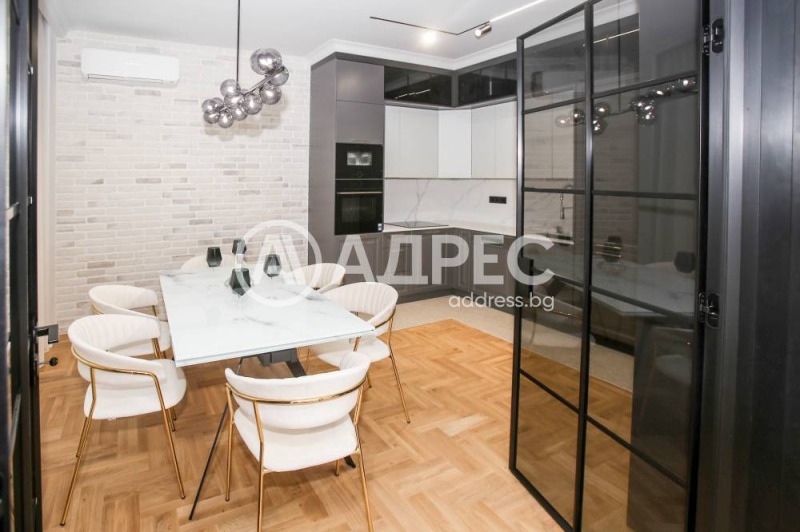 Till salu  3+ sovrum Sofia , Centar , 133 kvm | 17540292 - bild [8]