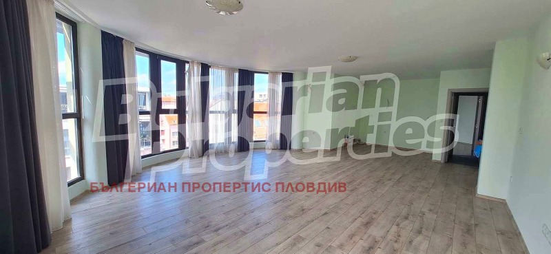 À venda  Mais de 3 quartos Plovdiv , Karchiiaka , 194 m² | 78907578 - imagem [9]