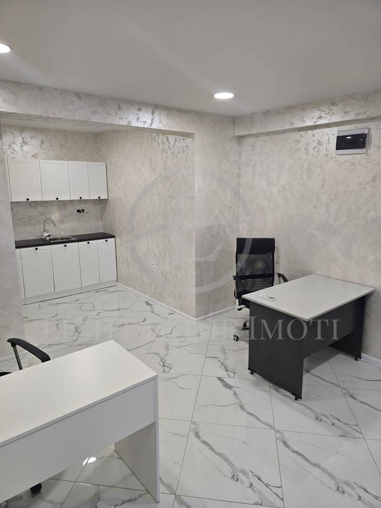 Na sprzedaż  Biuro Plowdiw , Karszijaka , 32 mkw | 80983373 - obraz [3]