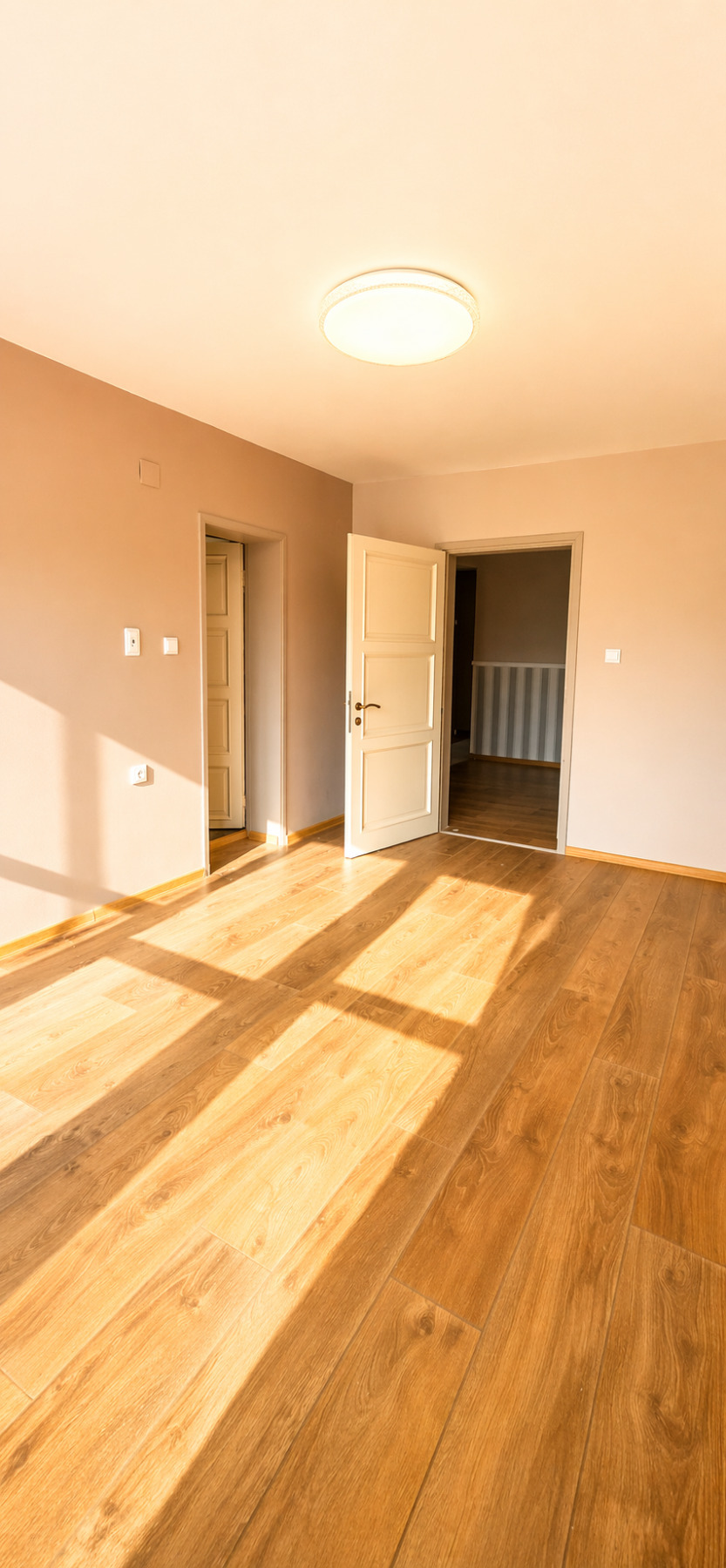 Продава МНОГОСТАЕН, гр. София, Хладилника, снимка 3 - Апартаменти - 54229003