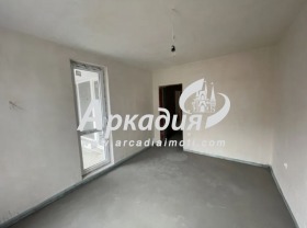 Продажба на двустайни апартаменти в град Пловдив — страница 44 - изображение 4 