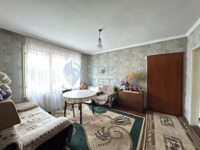 Casa Gorna Oriahovița, regiunea Veliko Tarnovo 2