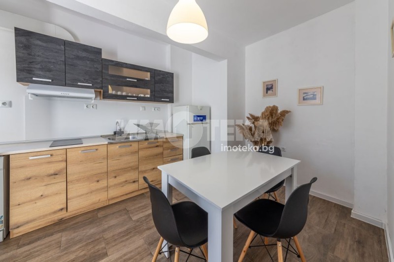 Продава  2-стаен град Варна , Гръцка махала , 70 кв.м | 84406095 - изображение [2]