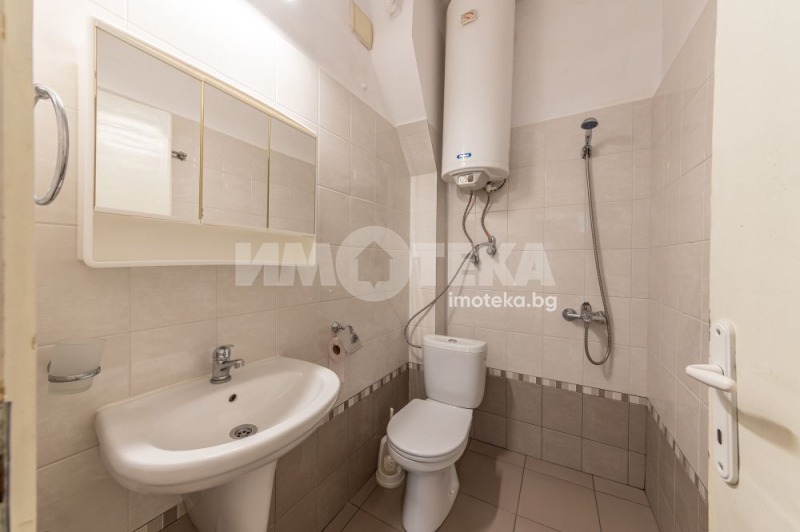 Продава  2-стаен град Варна , Гръцка махала , 70 кв.м | 84406095 - изображение [9]