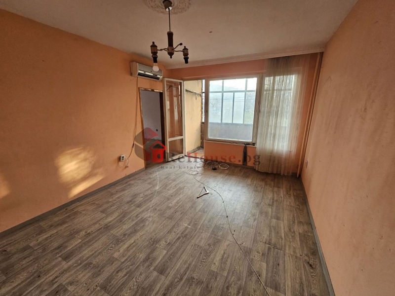 Продава  3-стаен град Варна , Трошево , 65 кв.м | 79354187 - изображение [2]