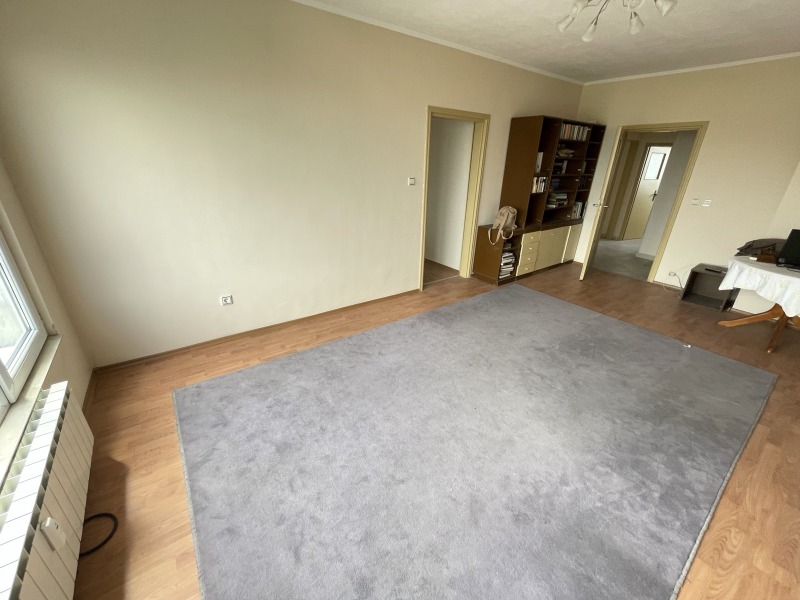 Till salu  3+ sovrum Sofia , Centar , 106 kvm | 82125531 - bild [10]