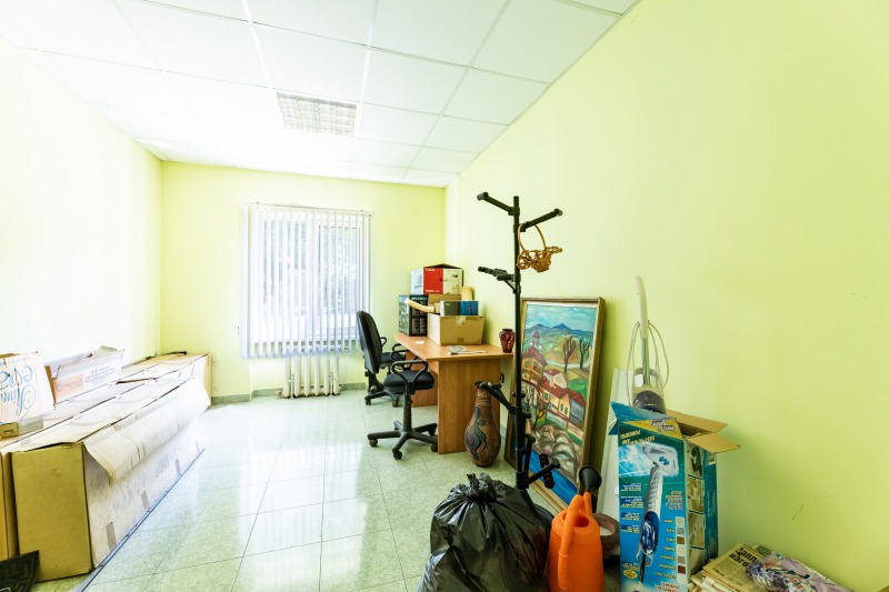 Eladó  Hivatal Pernik , Iztok , 305 négyzetméter | 92873562 - kép [10]