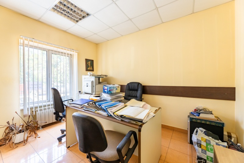 Eladó  Hivatal Pernik , Iztok , 305 négyzetméter | 92873562 - kép [12]