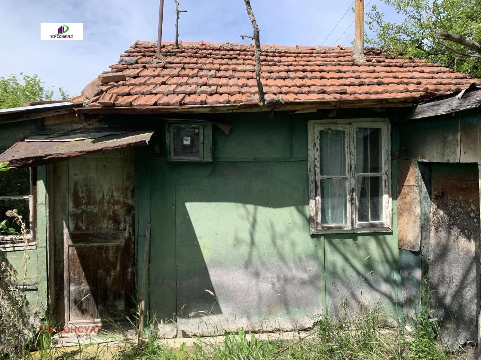Продава КЪЩА, с. Василовци, област София област