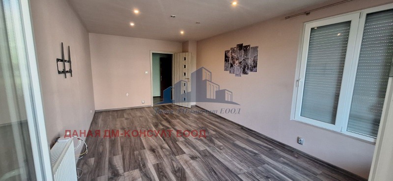 Продава  2-стаен град Шумен , Боян Българанов 1 , 74 кв.м | 96821468 - изображение [8]