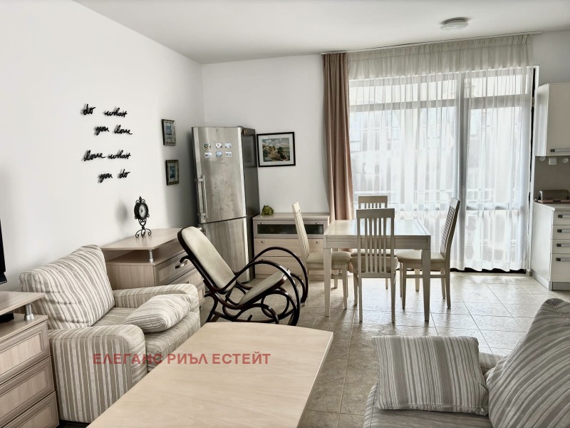 Продаја  2 спаваће собе регион Бургас , Свети Влас , 86 м2 | 63389923 - слика [2]