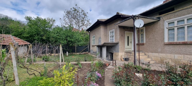 Eladó  Ház régió Razgrad , Topcsii , 59 négyzetméter | 60008817 - kép [15]